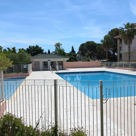 Апартаменты Les Calanques Du Parc *