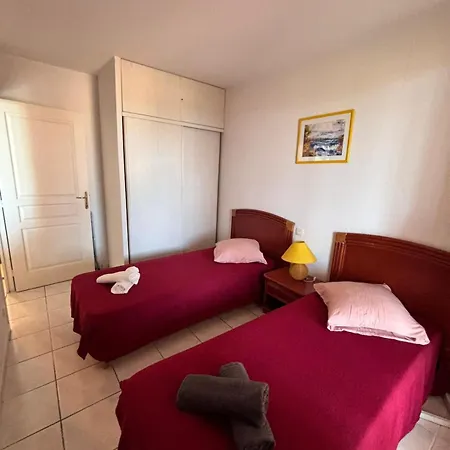 Les Calanques Du Parc Apartment *